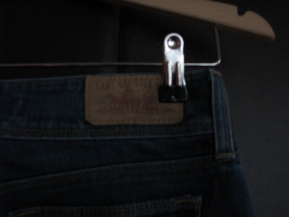 Levis damskie jeansy
