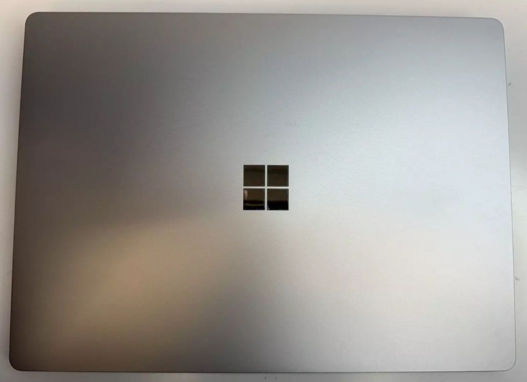 Microsoft Surface Laptop 4 Intel Core i7-1185G7 16/512GB стан нового