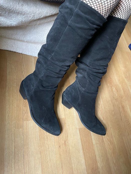 Замшеві ботфорти 41 розміру в гарному стані