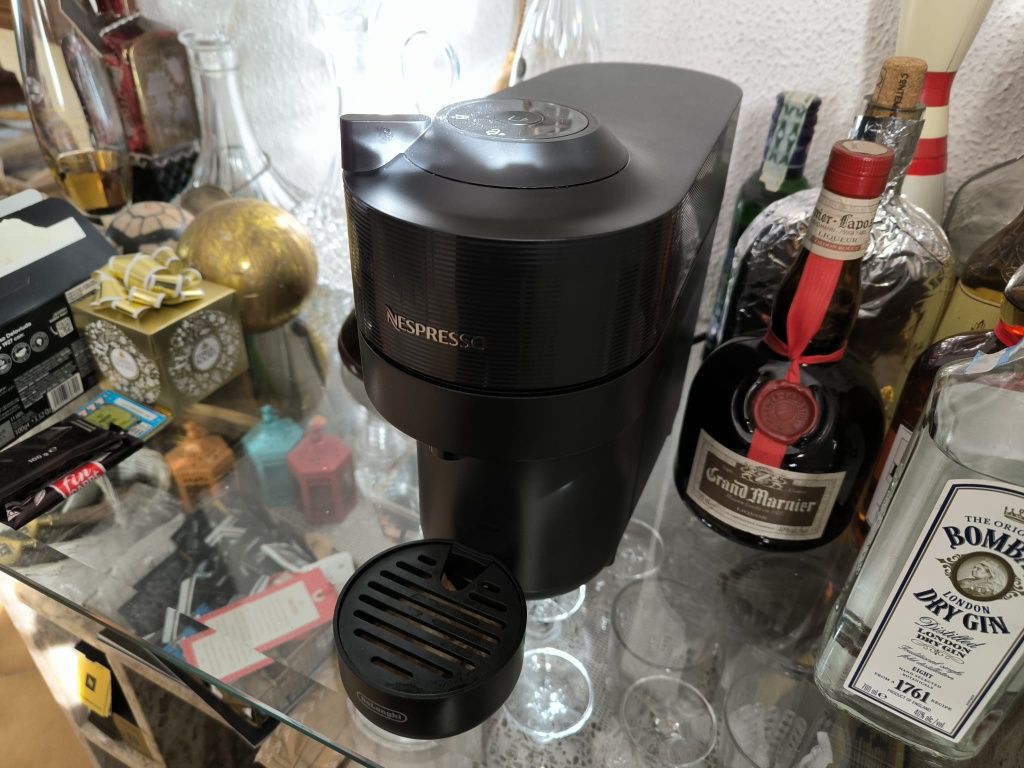 Máquina Nespresso vertuo pop