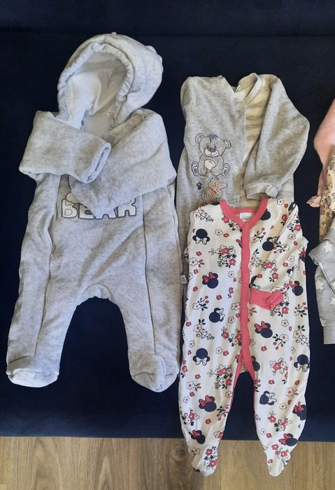 Paczka ubrań roz. 68