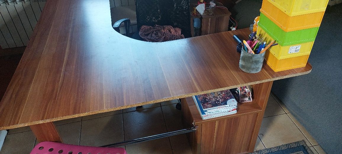 Bardzo duże biurko narożne