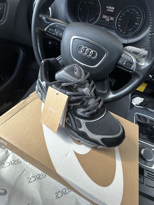 Tenis Asics Gel novos