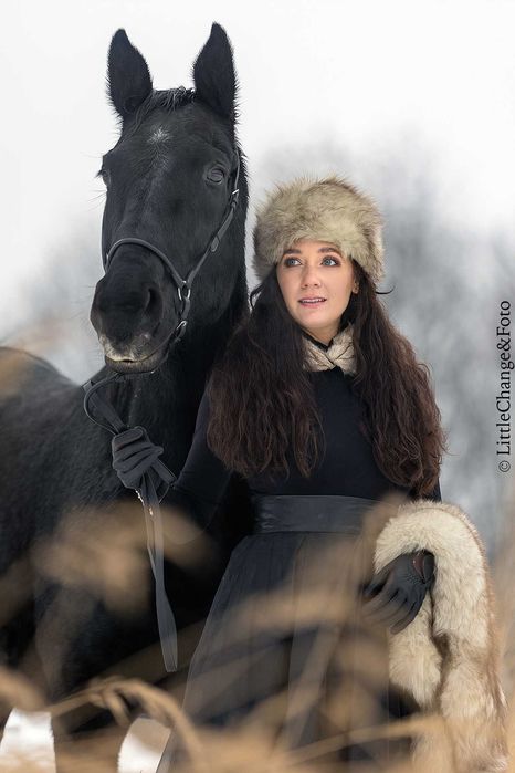 Sesja zdjęciowa z koniem. Koń do zdjęć, wynajem. Fotografia koni