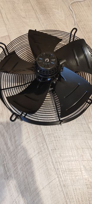 Вентилятор осевой промышленый