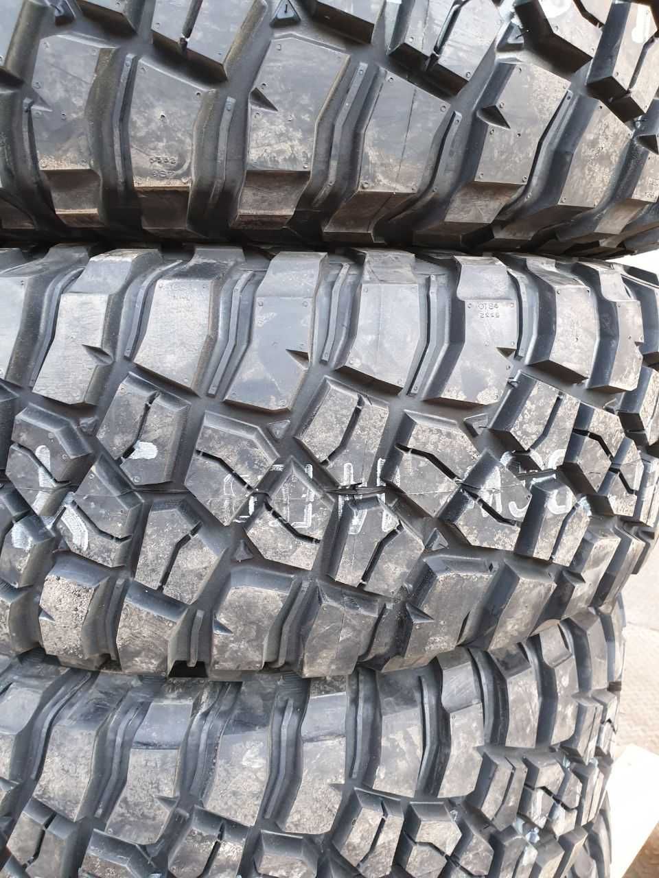 Комплект Roadcruza RA1100 A/T 265/70 R16 Грязь Асфальт