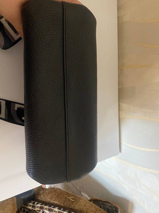 Жіноча сумочка з шкіри