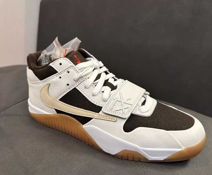 Jordan Jumpman Jack TRTravis Scott Sail R.44
