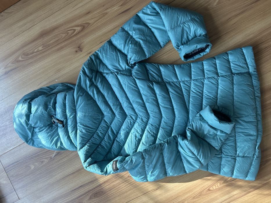 Брендова осіння жіноча куртка XS бірюзового кольору