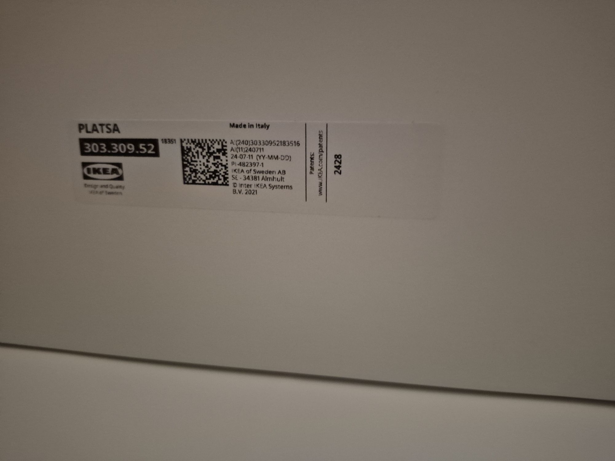 Ikea wnętrze szafy + 2 półki