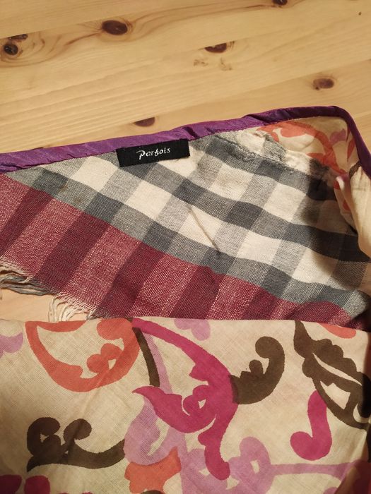 Lenço em triângulo Parfois