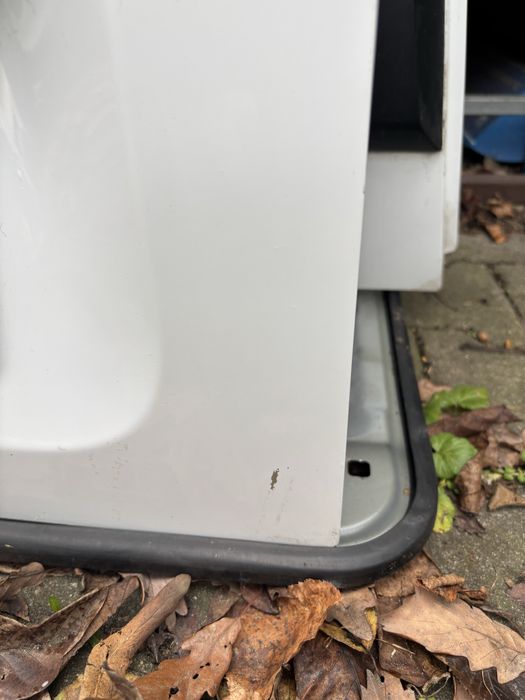 Drzwi lewy tył lewe tylne Peugeot Partner IV Combo E Berlingo EWPA