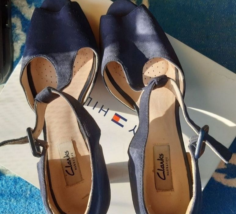 Босоножки женские