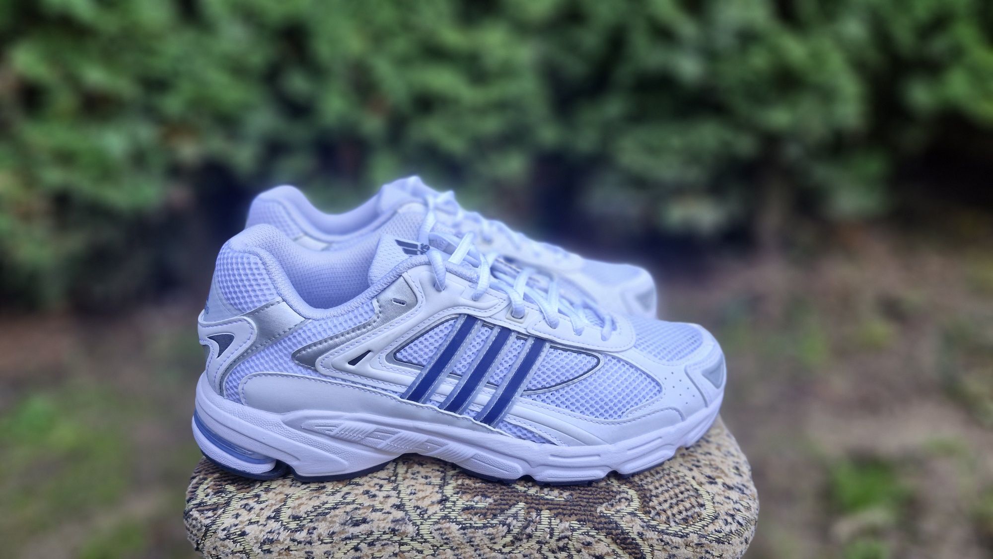 Кросівки Adidas Response.Розмір 42