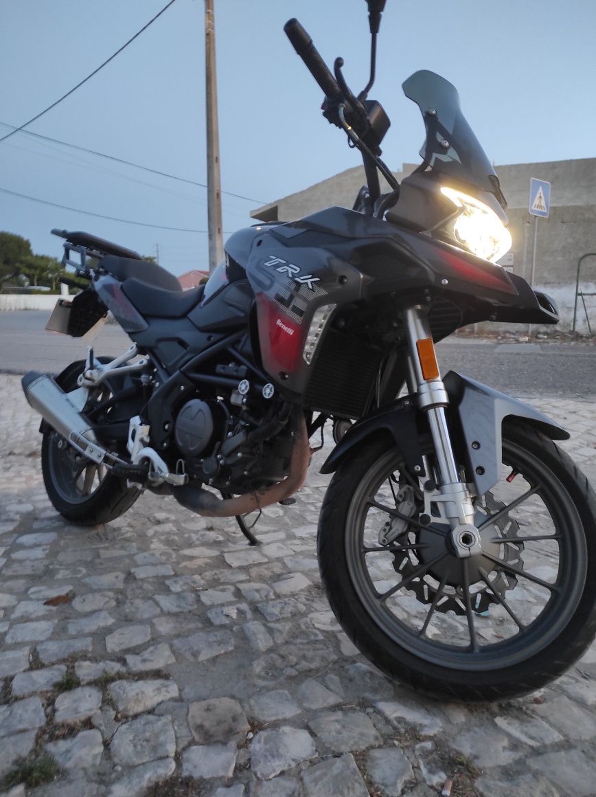 Benelli trk 251 cilindradas