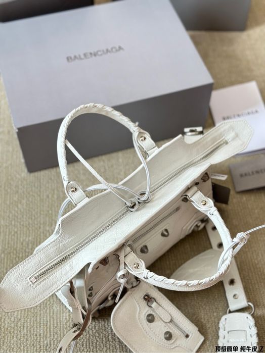 Сумка Balenciaga Mini City