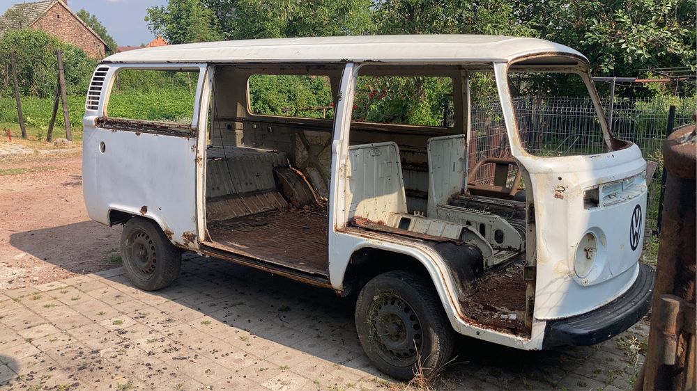 Volkswagen vw t2 b ogórek 9 osobowy projekt karoseria