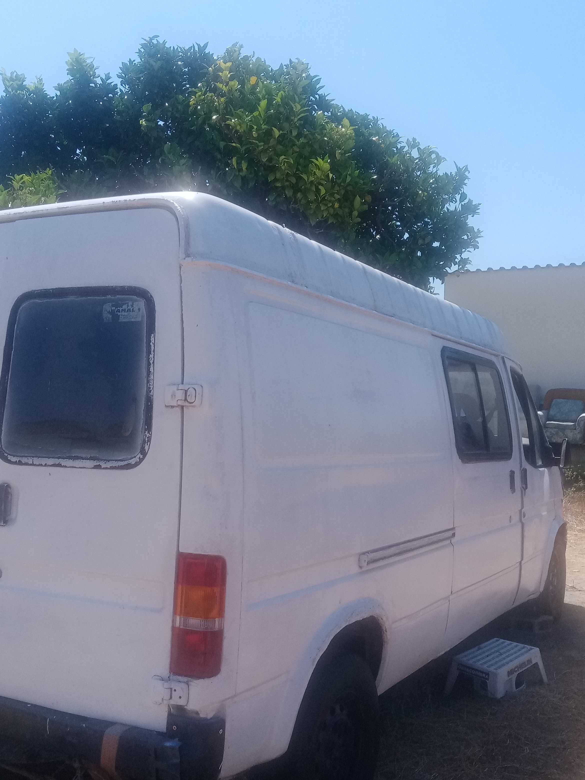 Carrinha Ford transit c