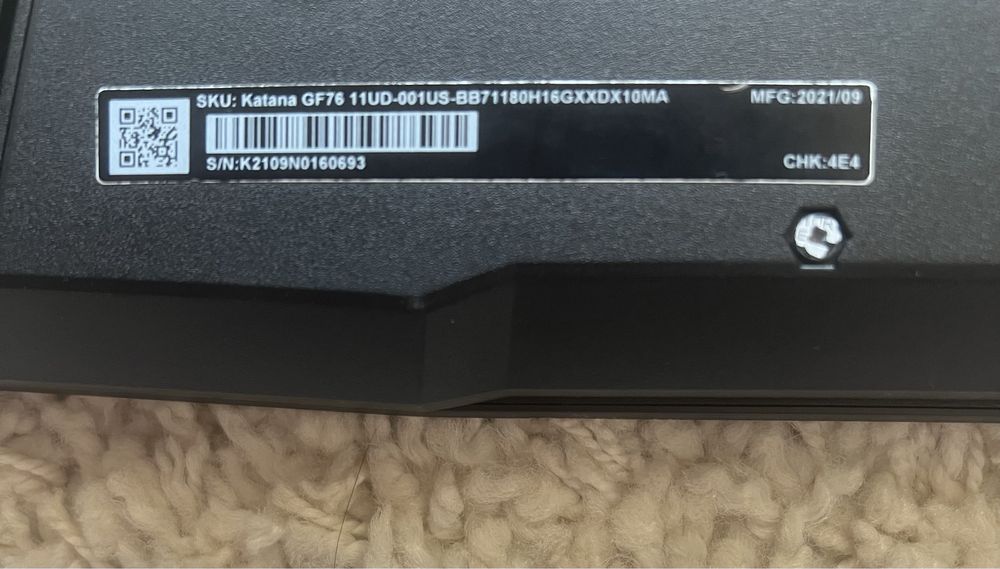 Laptop MSI Katana GF76 11UD. Inrel core i7/GeForce RTX 3050