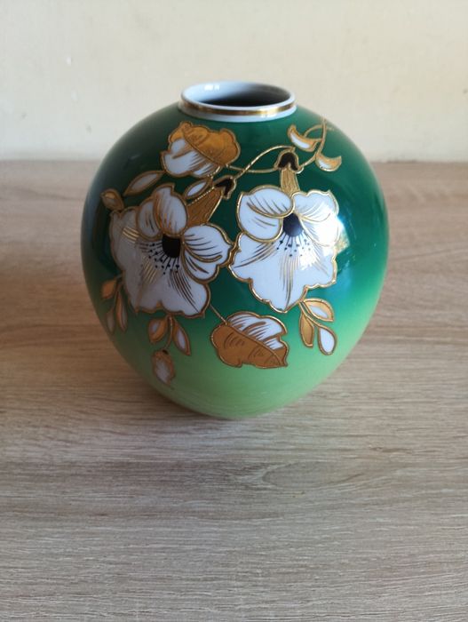 Wazonik z Porcelany złocony i zdobiony ręcznie Cena Tylko 99zl