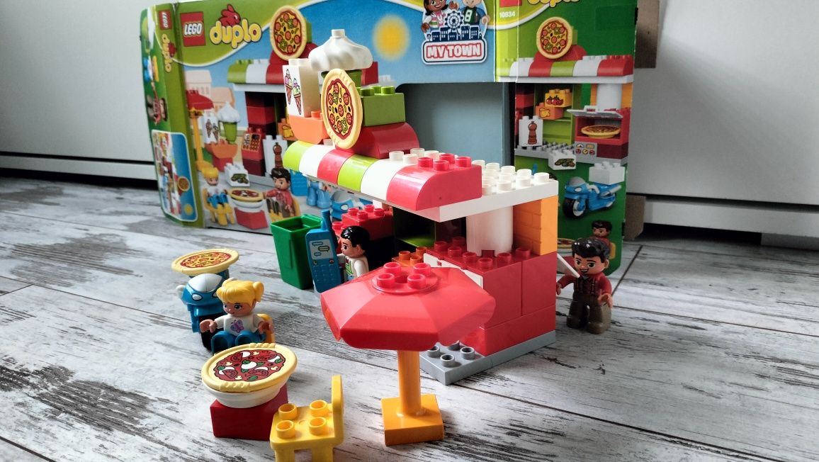 Klocki LEGO Duplo Town Pizzeria