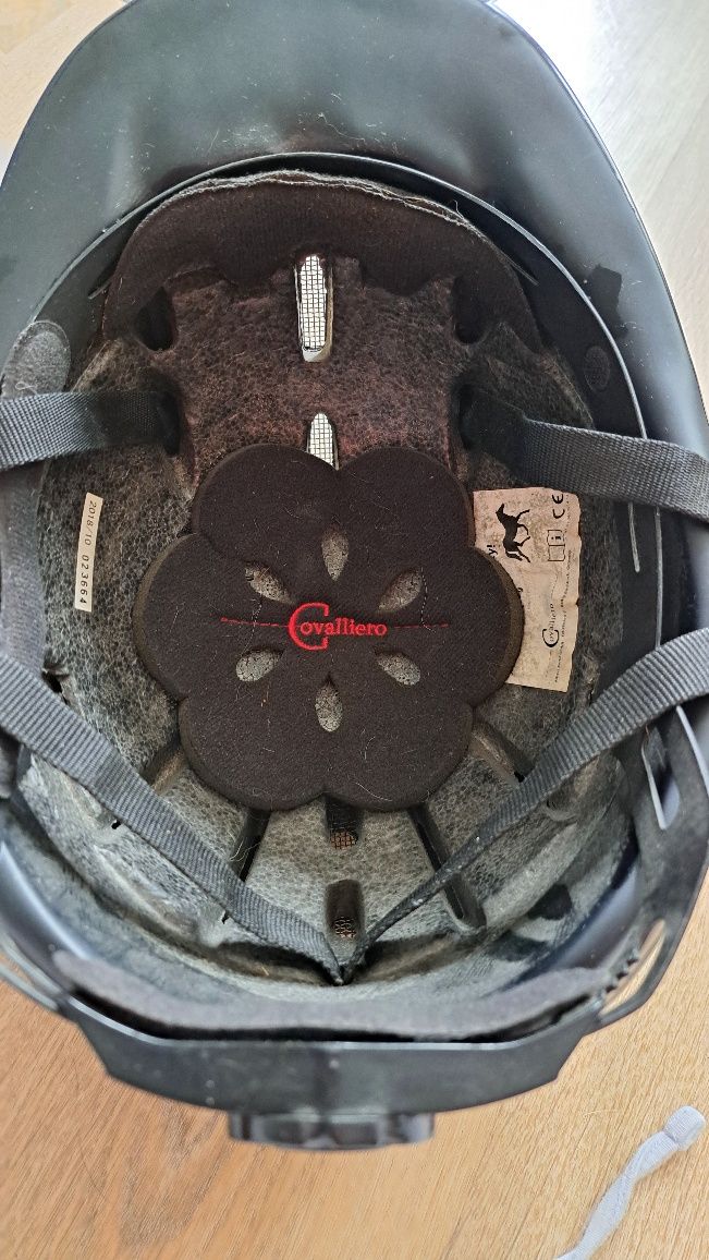 Kask jeździecki Covalliero