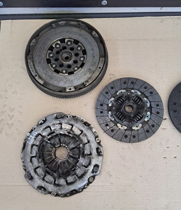 Щеплення сцепление маховик Мерседес 2.2 cdi ОМ 611 646 розборка шрот