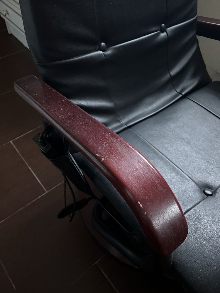 Poltrona de massagens pele sintética