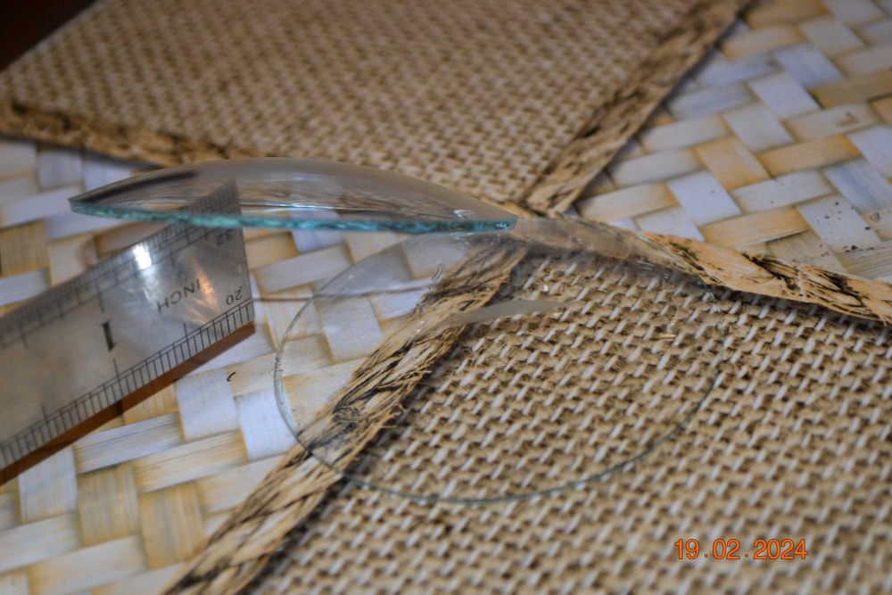 Сферические стекла от панели приборов Шкода