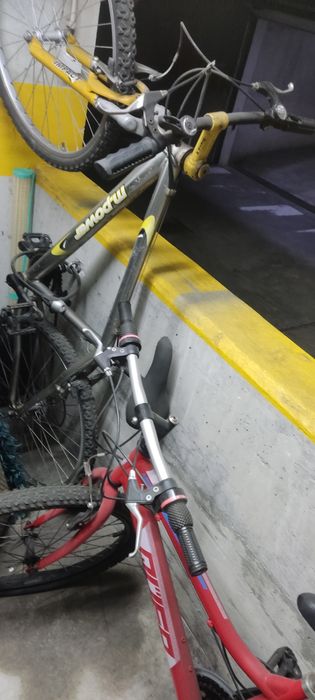2 Bicicletas 1 grande e 1 média