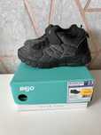 Adidaski bejo r.24