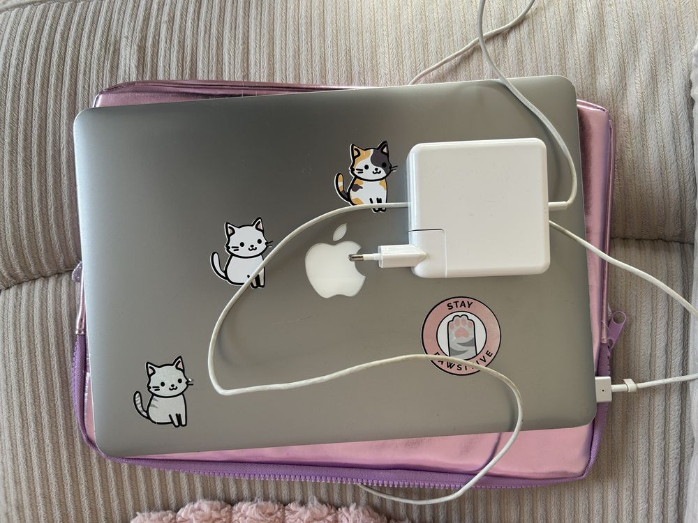 Apple Macbook Air A1466 13.3”