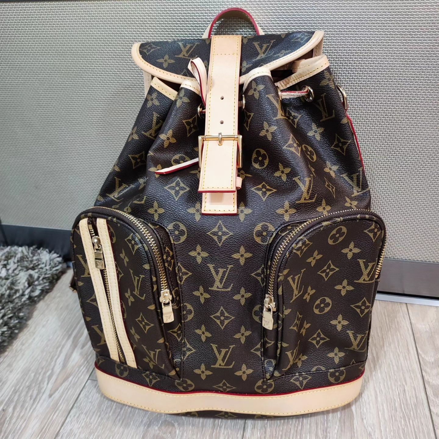 Рюкзак Louis Vuitton