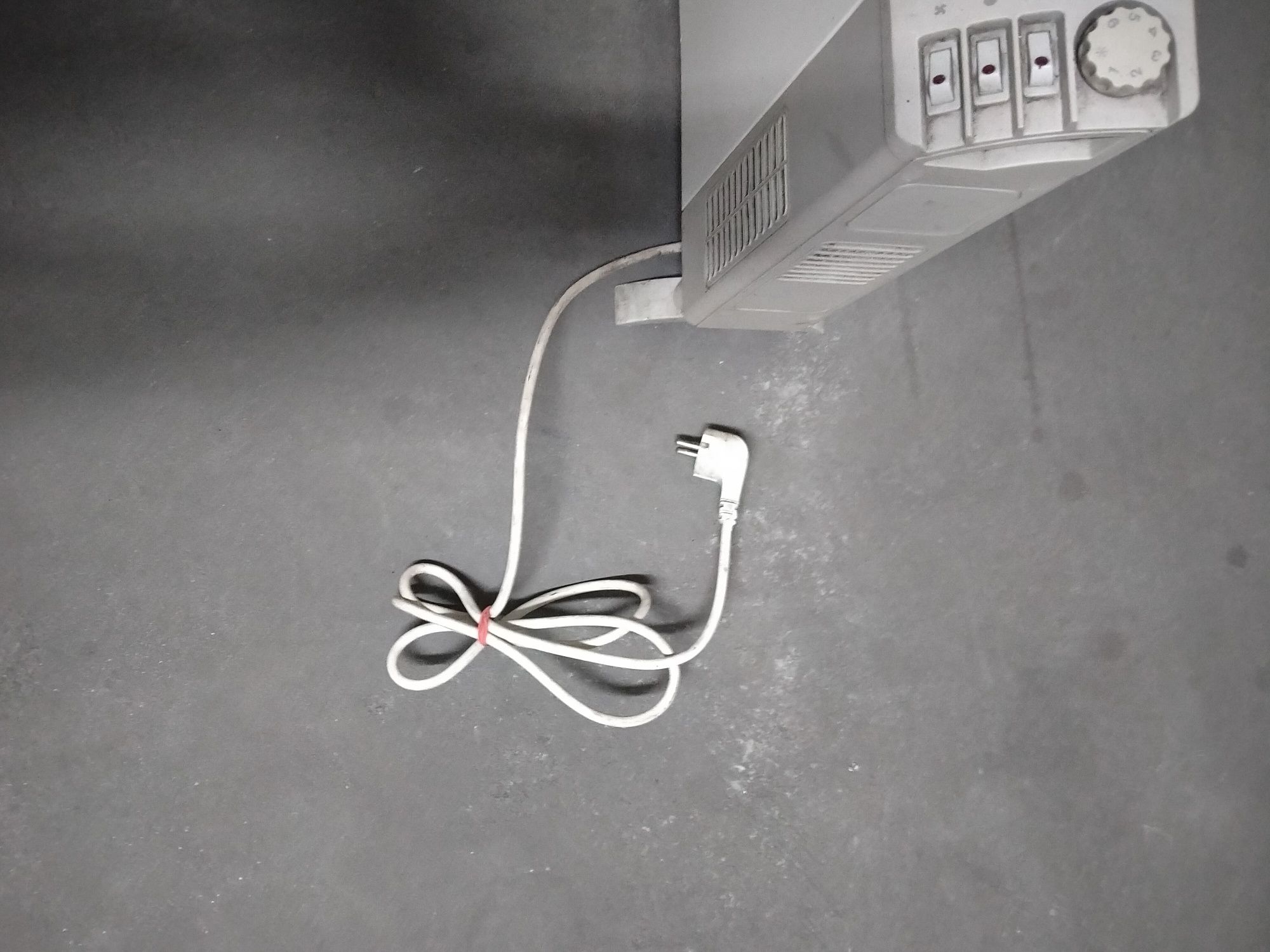 Grzejnik elektryczny Dimplex .