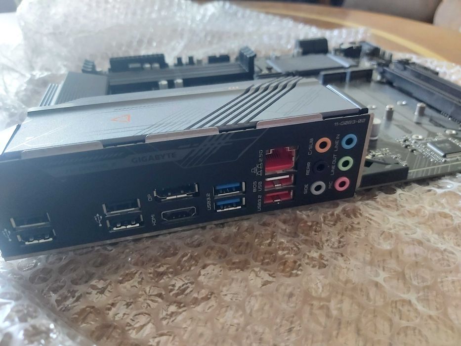 Материнская плата Gigabyte B660 gaming X + I5 12500T
