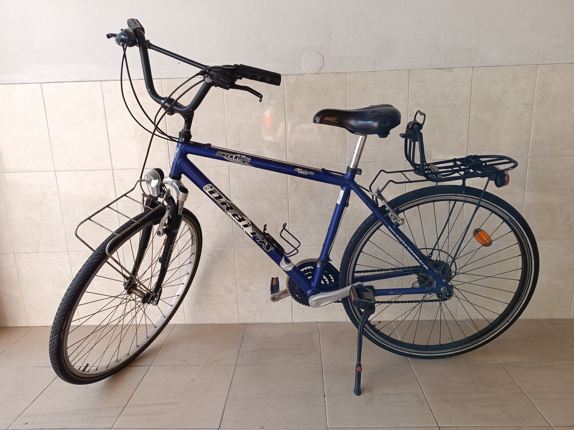 Bicicleta Orbita Trekking roda 28