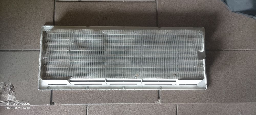 Kratka lodówki Elektrolux przyczepa kempingowa