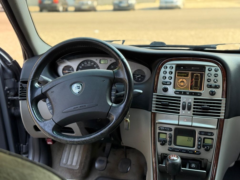 Lancia Lybra SW 2.4D Diesel 5lugares