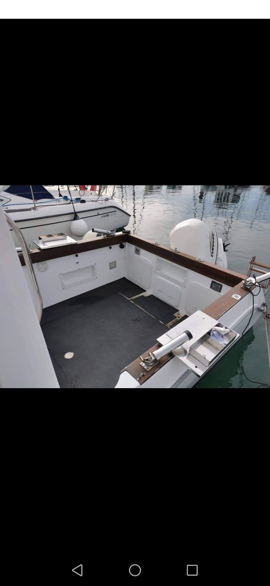 Barco Sam Remo 670 fisher