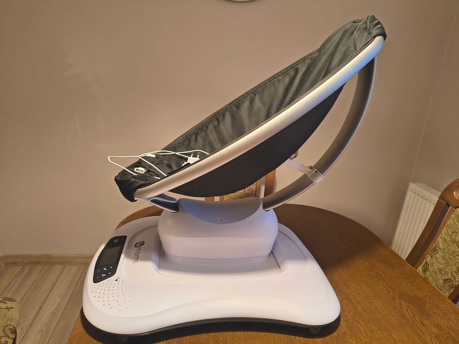 Bujak, leżaczek 4moms Mammaro 4.0