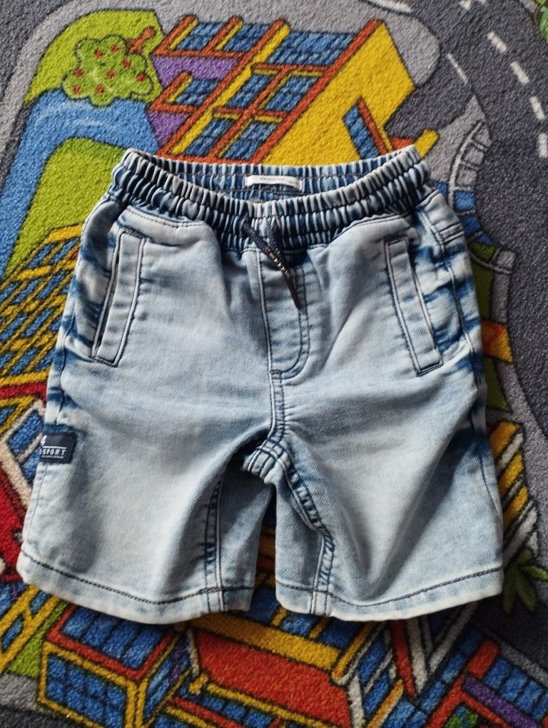 Spodenki jeansowe