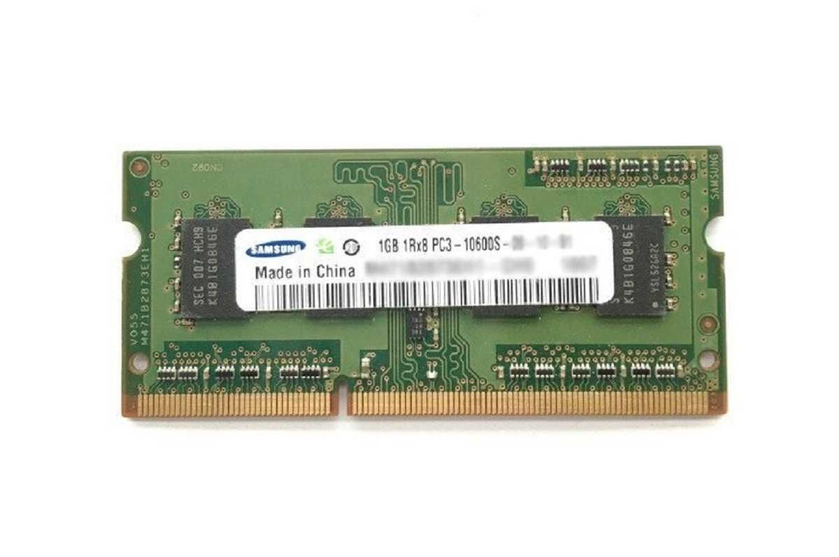 Samsung 1GB DDR3 PC3-10600S