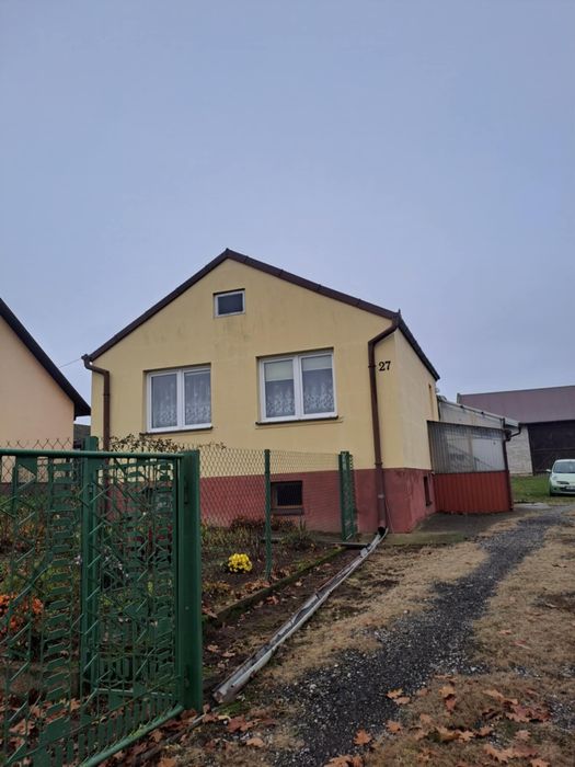 Sprzedam dom z budynkami gospodarczymi