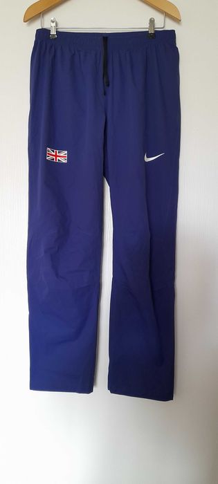 Продам Nike Storm-Fit  size L