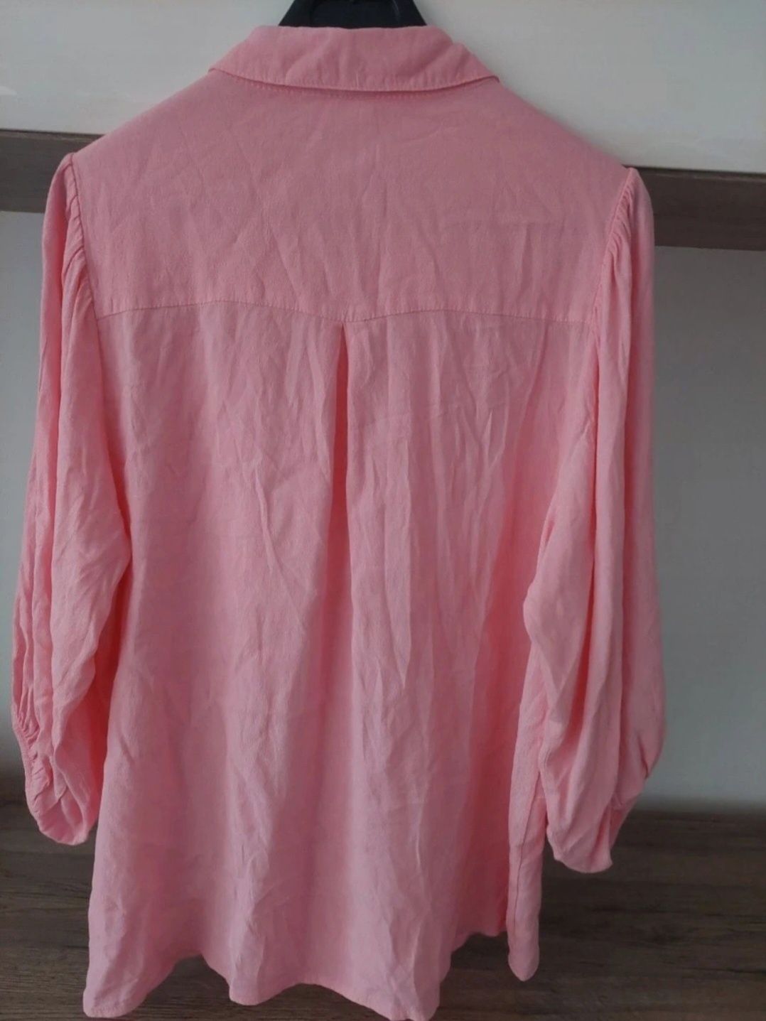 Śliczna różowa bluzka / koszula 2-biz