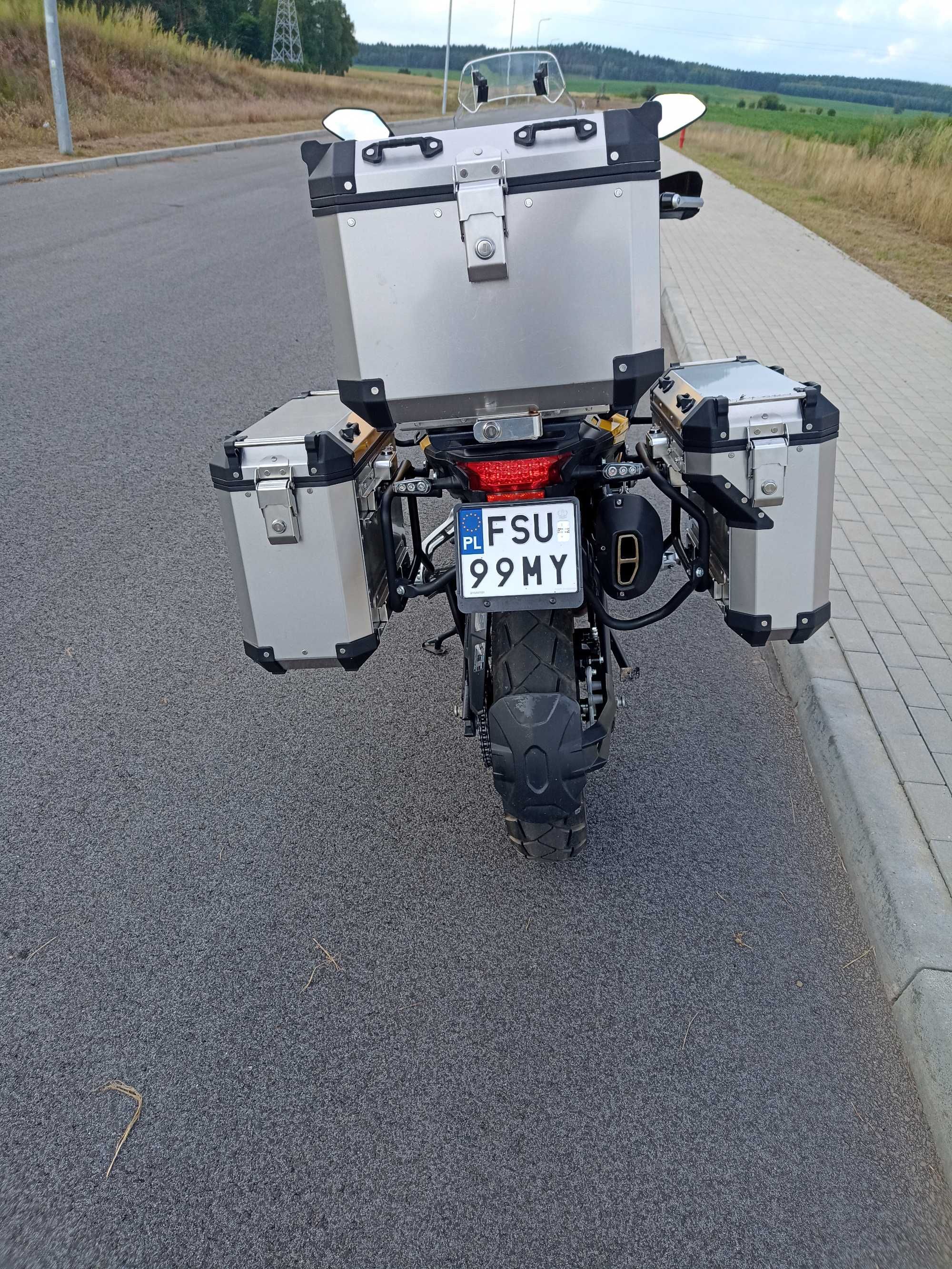 Benelli trk 502x