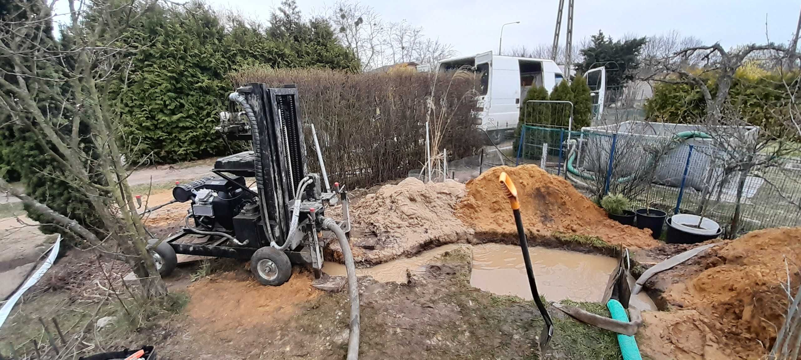 Wiercenie Studni od 180zl/mb  głebinowych DESZCZOWNIE. Pompy Ciepla