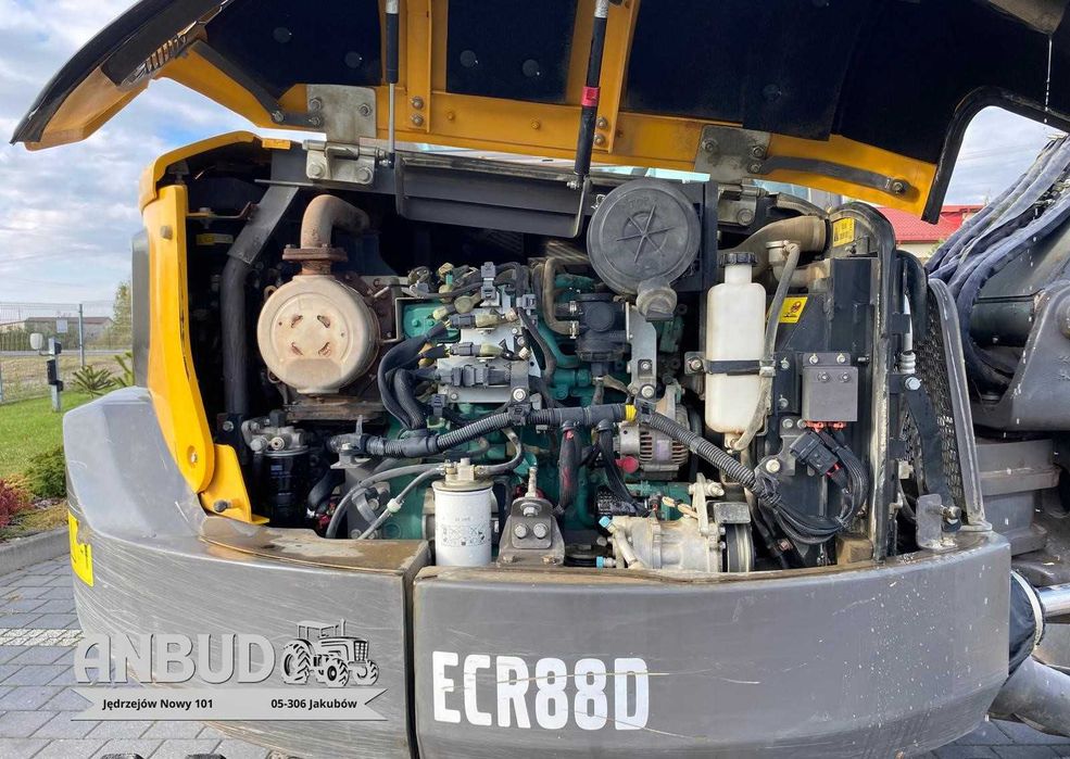Koparka gąsienicowa VOLVO ECR88D 8 t Kubota  JCB 8080