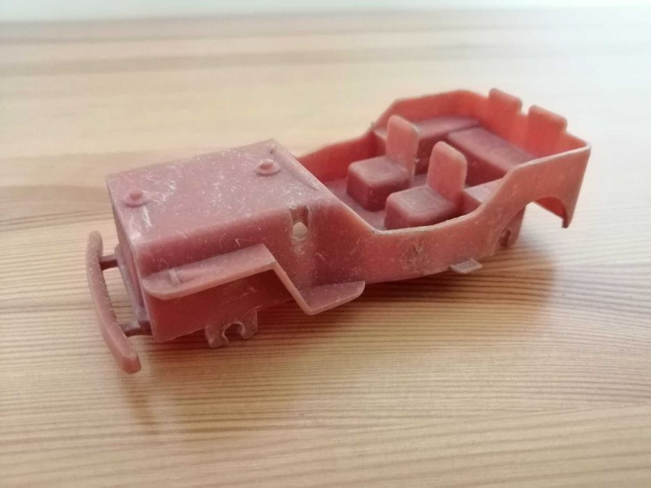 Jeep Willys (KIOSKOWIEC) - karoseria - kultowy samochodzik PRL