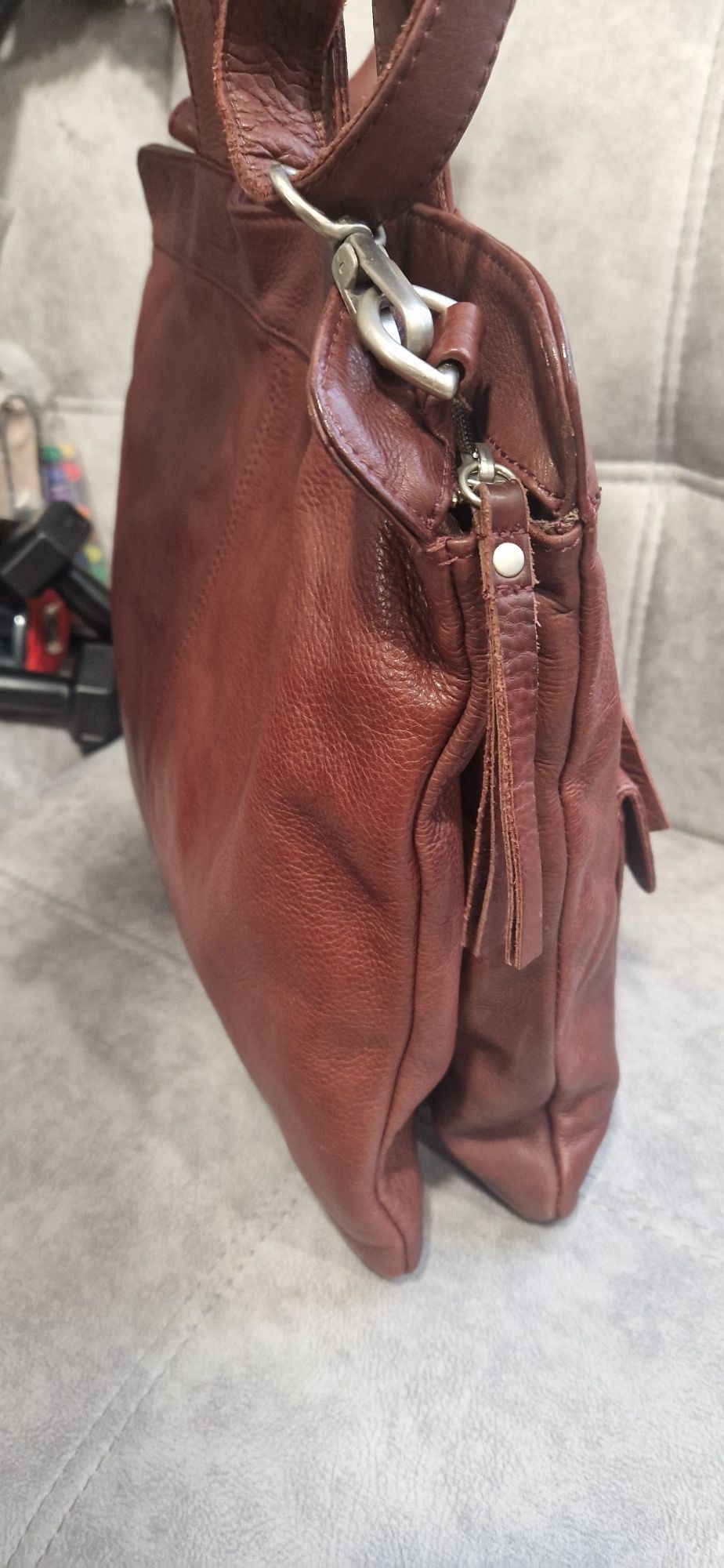 Сумка номерна Cowboysbag, дорогуща фірма, колір марсала 33×33×10